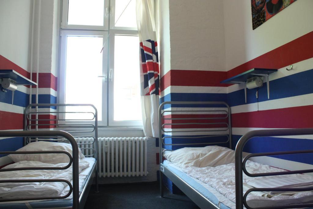 Baxpax Kreuzberg Hostel Berlin Rum bild