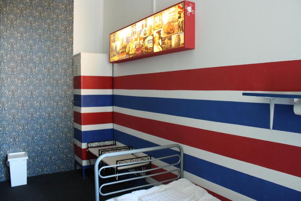 Baxpax Kreuzberg Hostel Berlin Rum bild